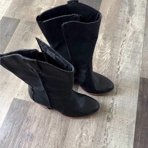 Plus Size - Mid-Shaft Western Cowboy Boot (WW) - Torrid - Picture 3 of 7